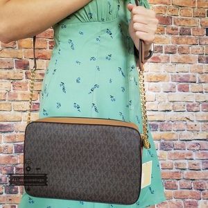 Michael Kors Jet set item large ew crossbody brown